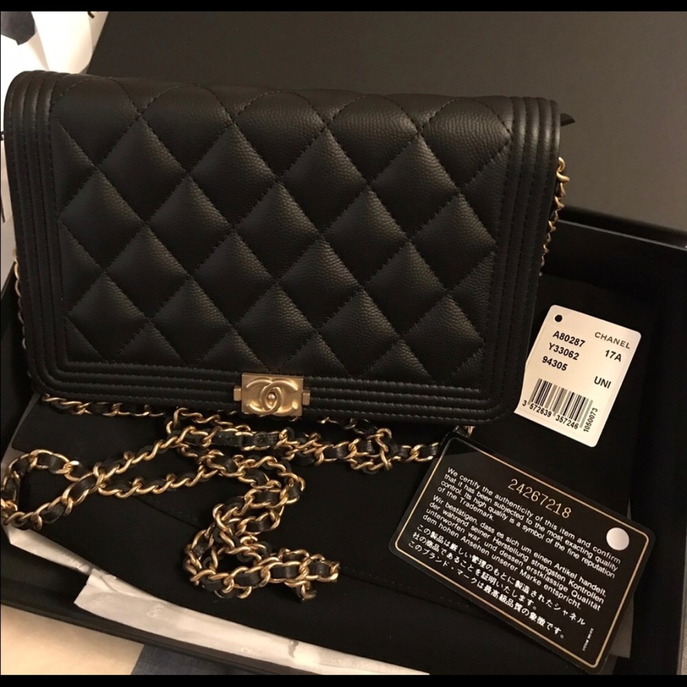 🔺 SOLD 🔺Chanel boy woc caviar